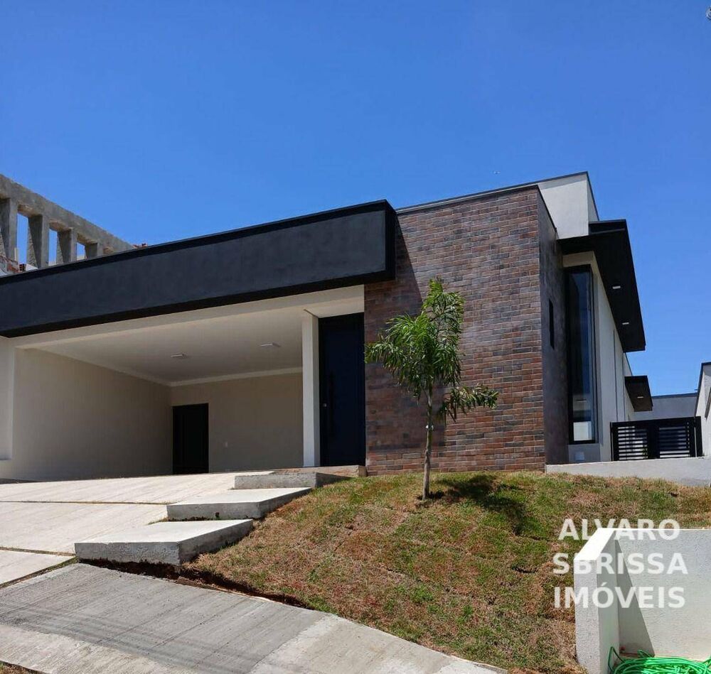 Casa de Condomínio à venda e aluguel com 3 quartos, 182m² - Foto 1