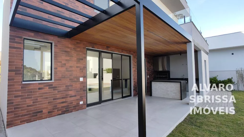 Casa de Condomínio à venda com 4 quartos, 326m² - Foto 4