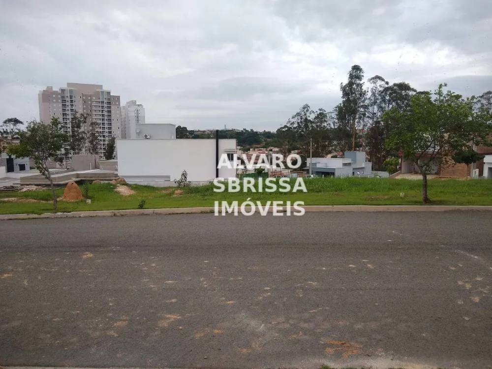 Loteamento e Condomínio, 360 m² - Foto 1