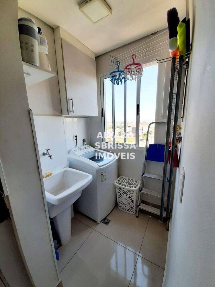 Apartamento à venda com 2 quartos, 74m² - Foto 5