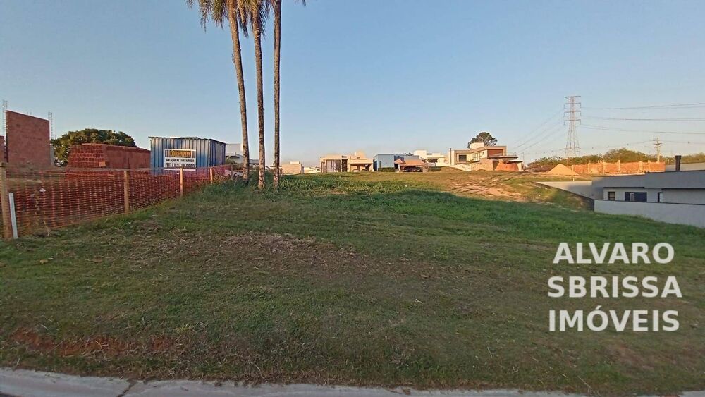 Loteamento e Condomínio, 503 m² - Foto 1