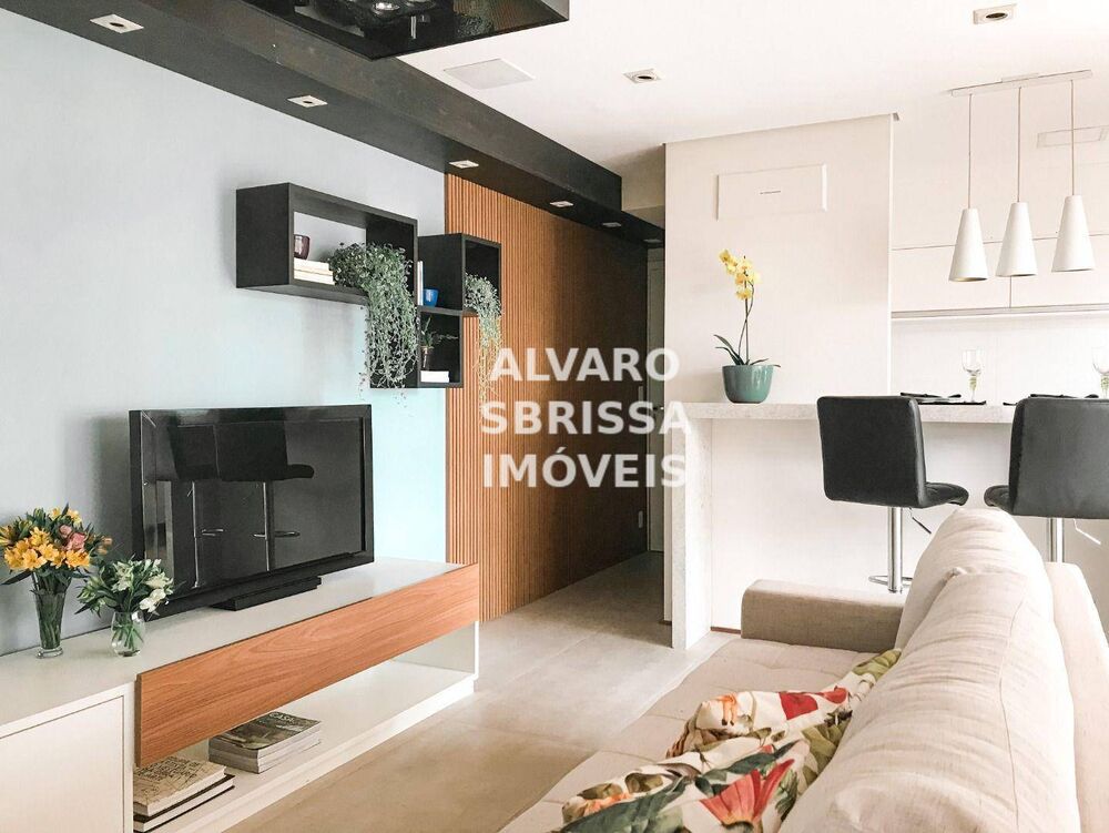 Apartamento à venda com 2 quartos, 82m² - Foto 2