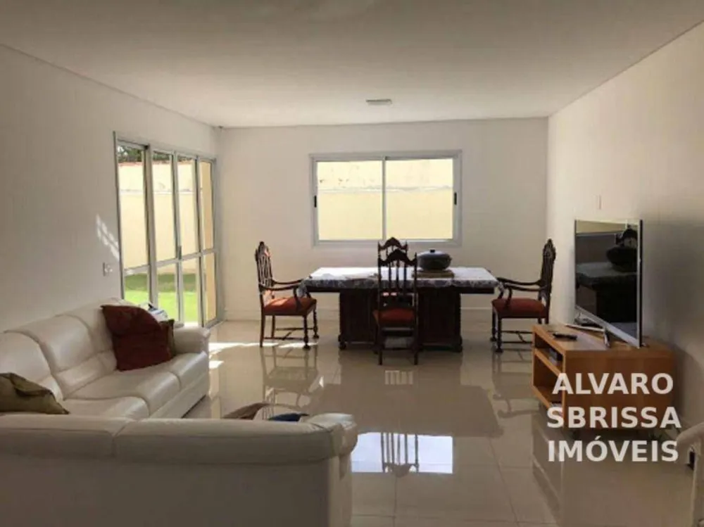 Casa, 3 quartos, 250 m² - Foto 2