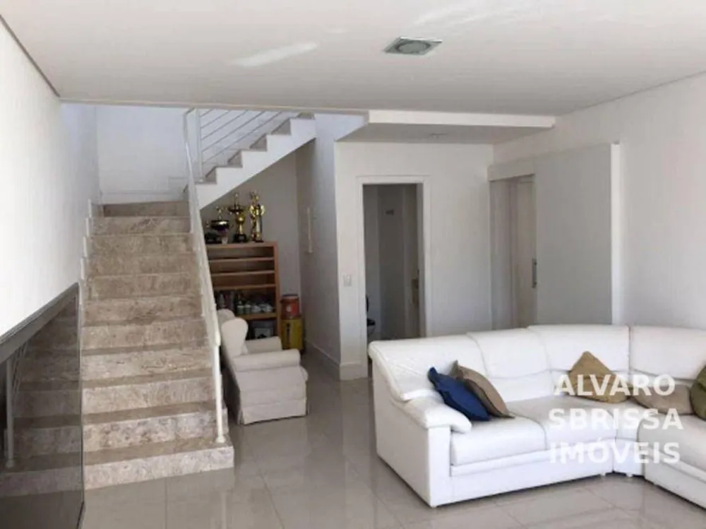 Casa, 3 quartos, 250 m² - Foto 1
