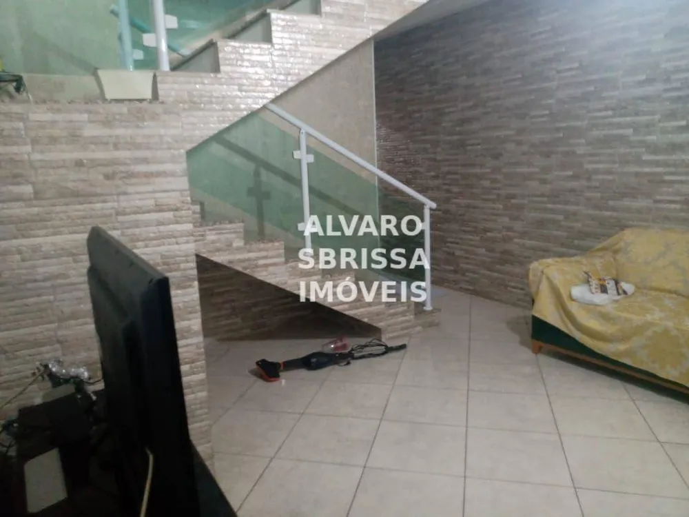 Casa, 4 quartos, 189 m² - Foto 1