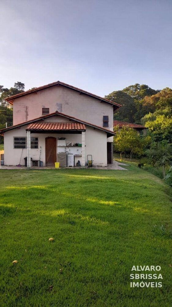 Chácara à venda com 3 quartos, 400m² - Foto 2
