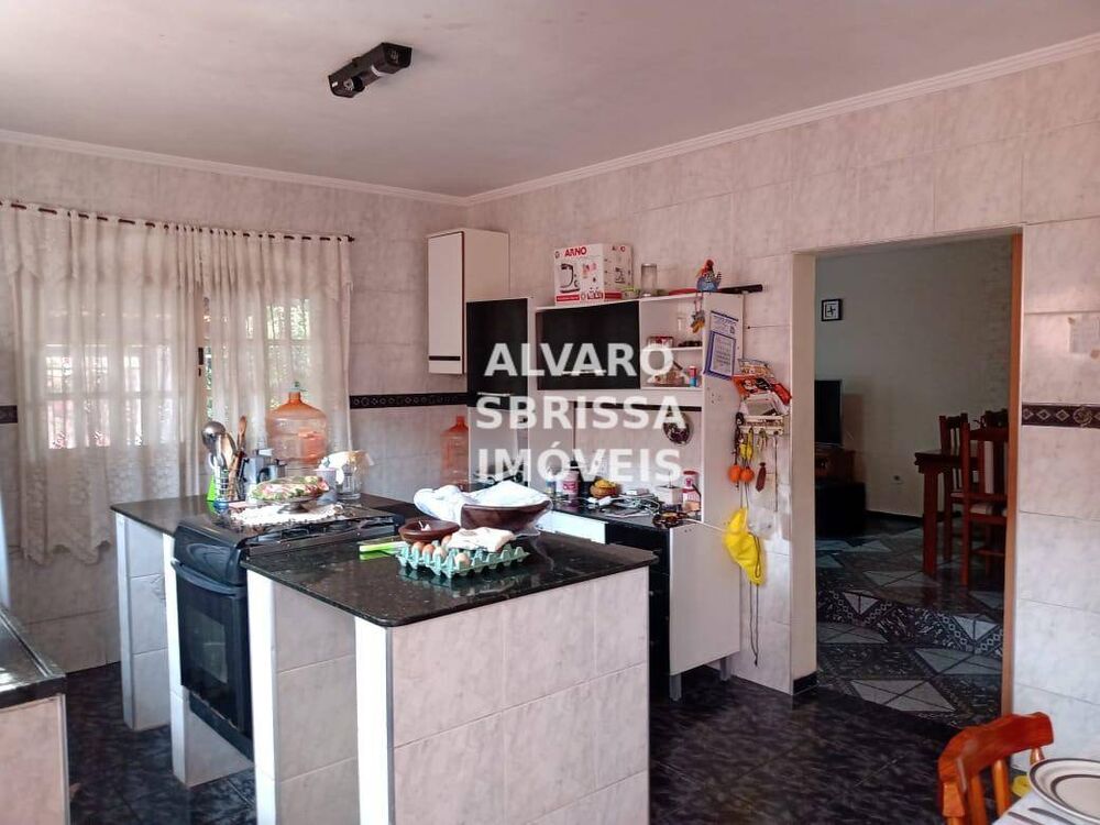 Casa, 4 quartos, 176 m² - Foto 2