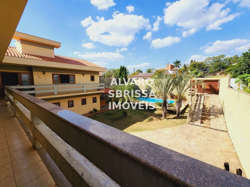 Casa, 3 quartos, 401 m² - Foto 1