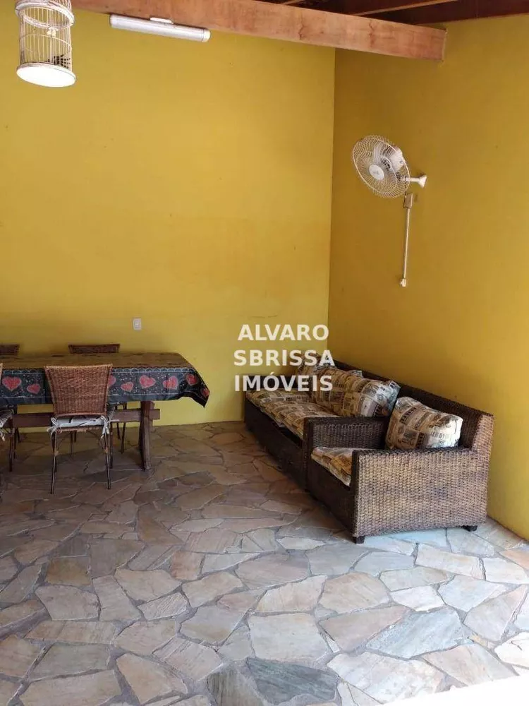 Chácara, 4 quartos, 1020 m² - Foto 2