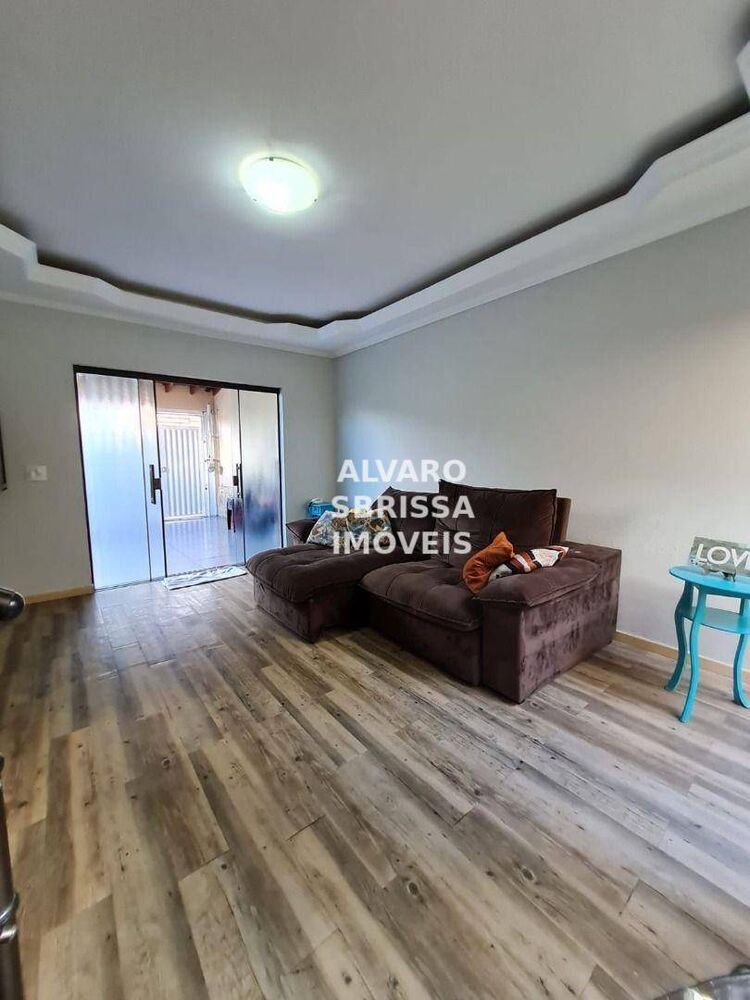 Casa, 3 quartos, 122 m² - Foto 1