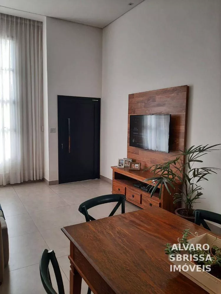 Casa de Condomínio à venda com 3 quartos, 105m² - Foto 1