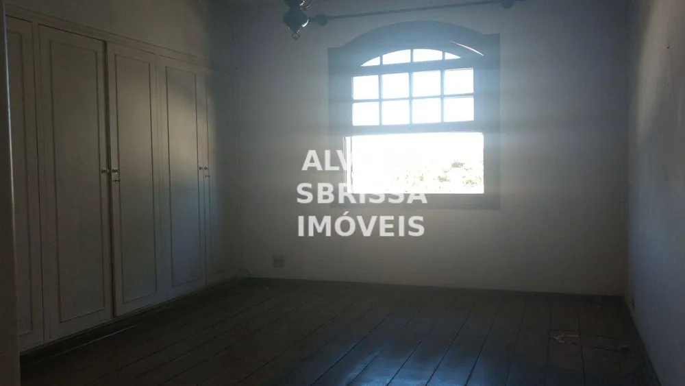 Casa, 3 quartos, 290 m² - Foto 2