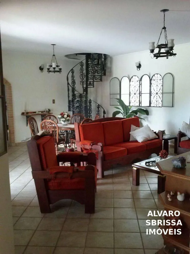 Chácara, 4 quartos, 1000 m² - Foto 1