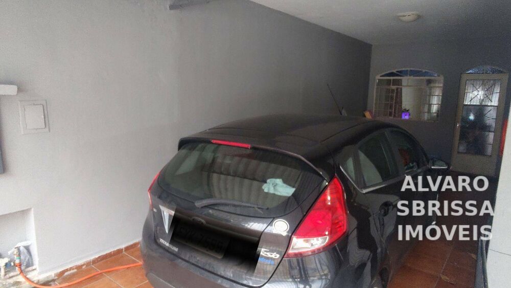 Casa à venda com 3 quartos, 242m² - Foto 7