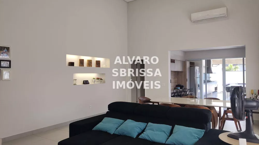 Casa de Condomínio à venda com 3 quartos, 260m² - Foto 4