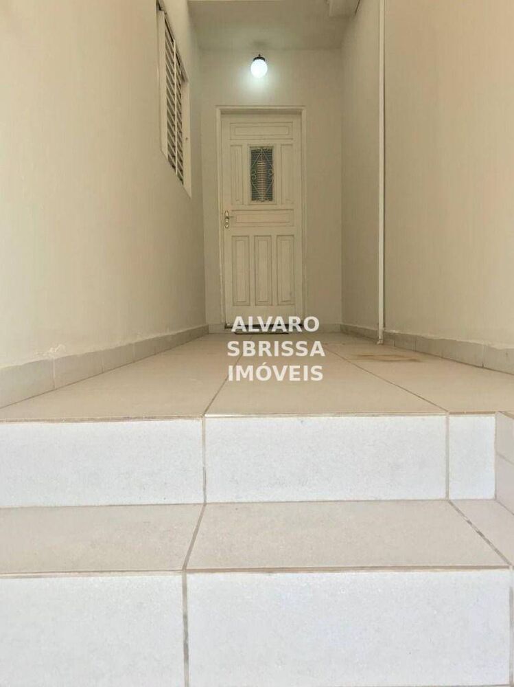 Casa à venda com 3 quartos, 150m² - Foto 1