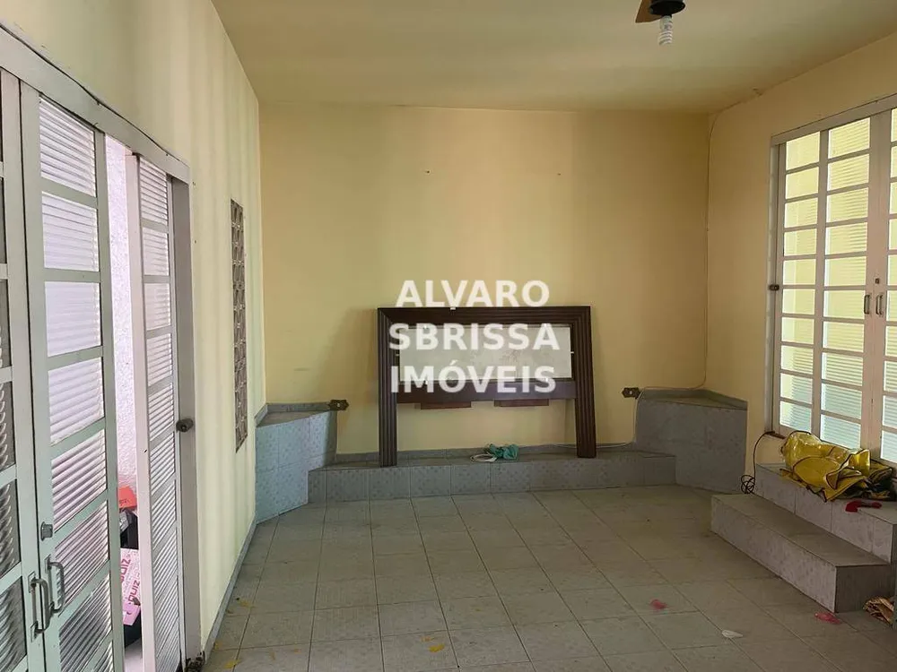 Casa, 1 quarto, 281 m² - Foto 2