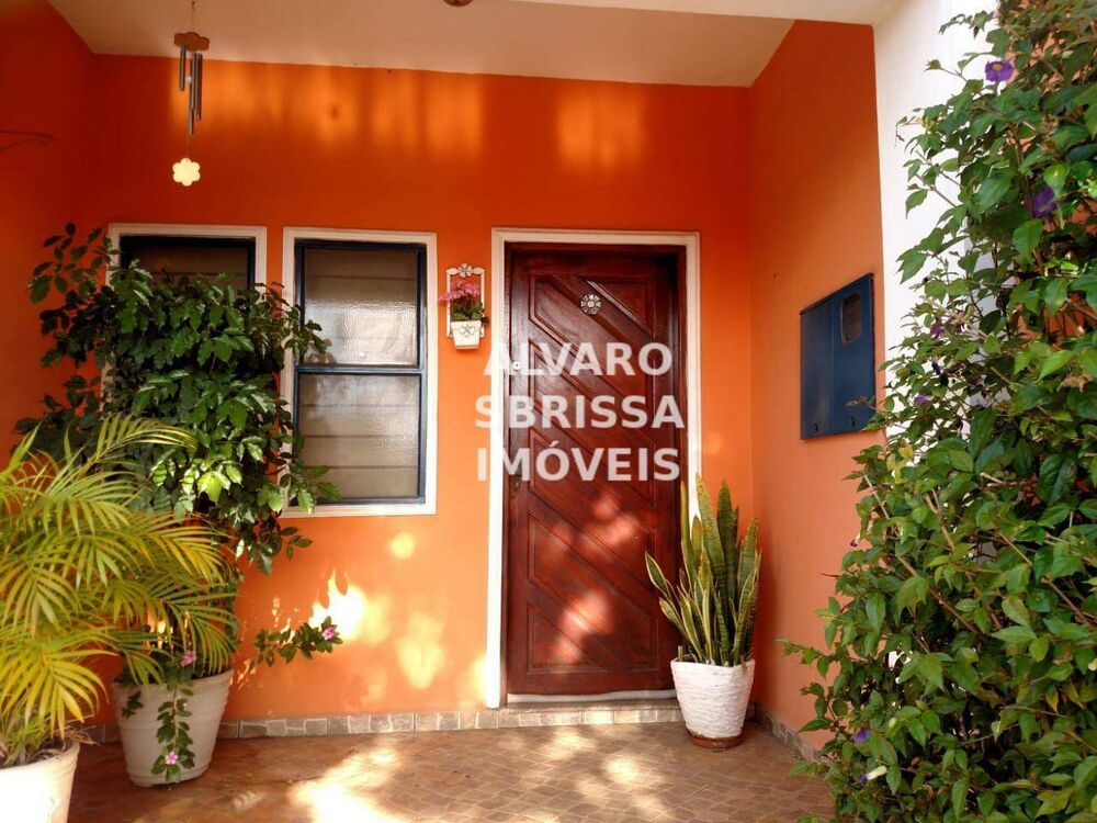 Casa, 2 quartos, 171 m² - Foto 1