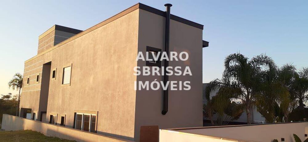 Casa à venda com 4 quartos, 400m² - Foto 4