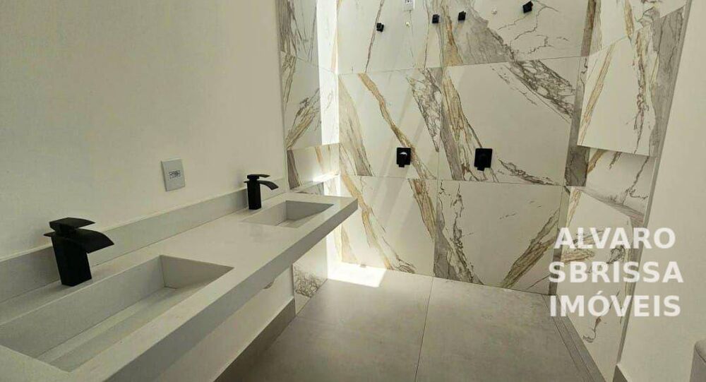 Casa de Condomínio à venda com 4 quartos, 255m² - Foto 3