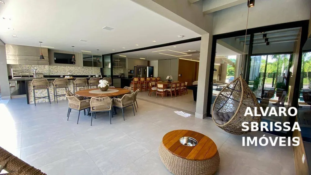 Casa, 6 quartos, 403 m² - Foto 1