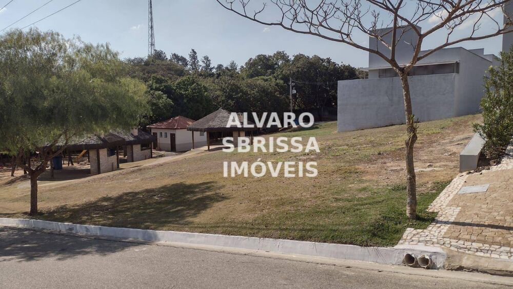 Loteamento e Condomínio, 270 m² - Foto 1