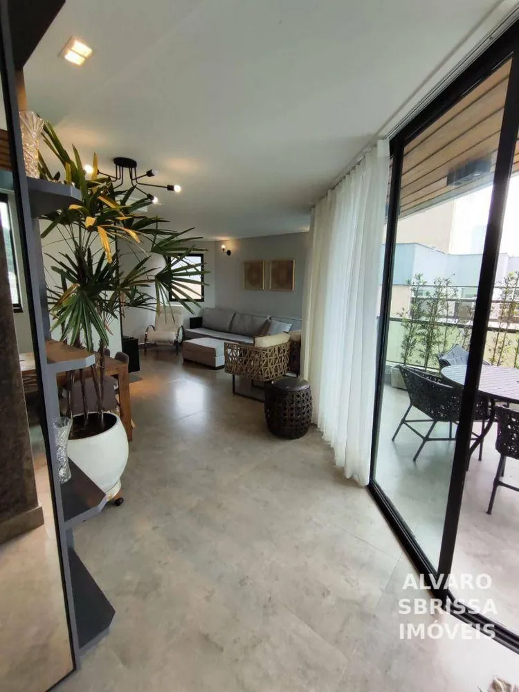 Cobertura, 3 quartos, 195 m² - Foto 6