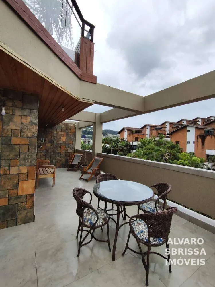 Cobertura, 3 quartos, 195 m² - Foto 1