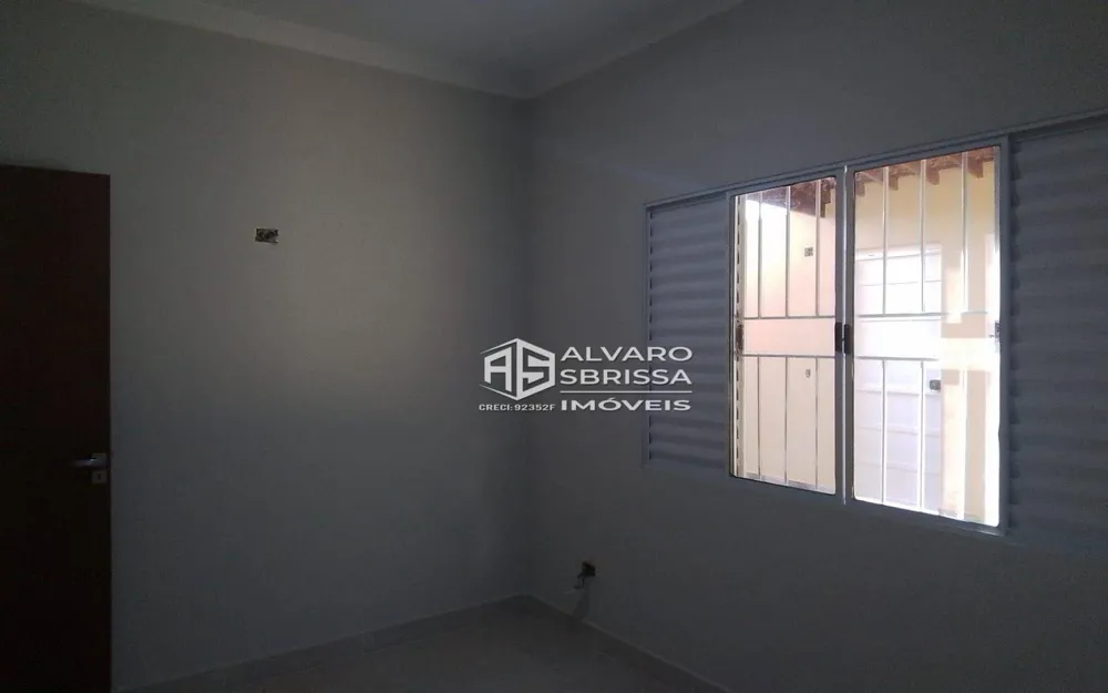 Casa, 4 quartos, 180 m² - Foto 2