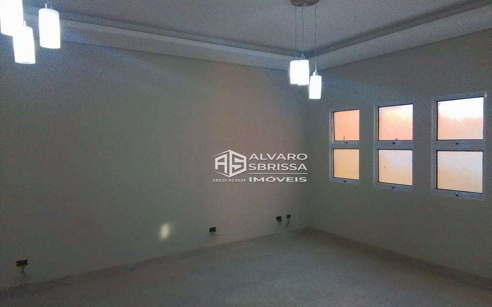 Casa, 4 quartos, 180 m² - Foto 1