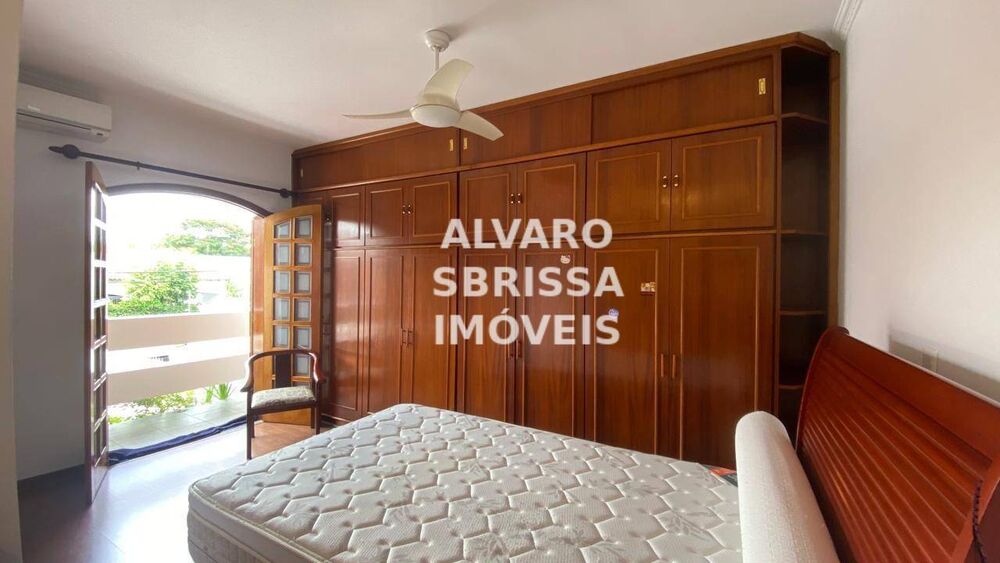 Casa, 3 quartos, 272 m² - Foto 2