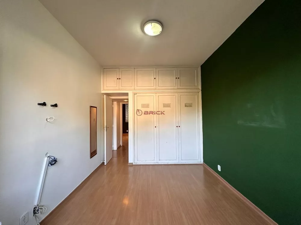 Apartamento à venda com 2 quartos, 60m² - Foto 5