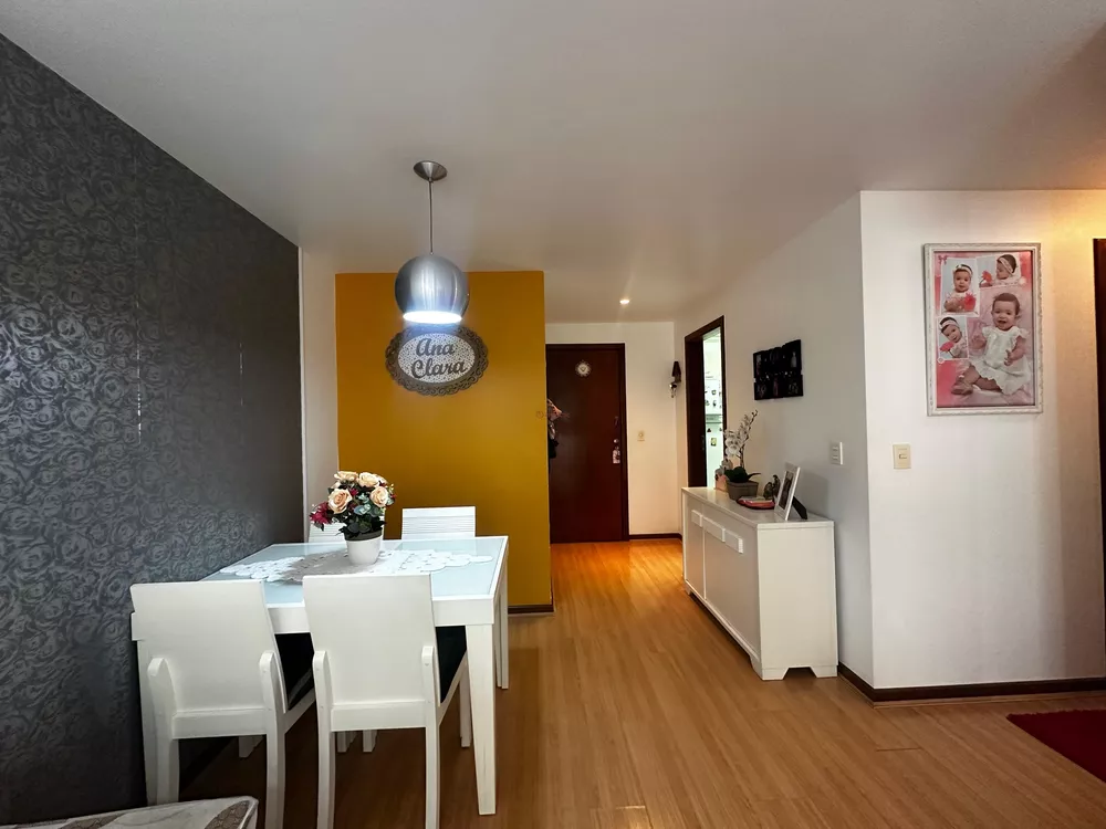 Apartamento à venda com 2 quartos, 60m² - Foto 5