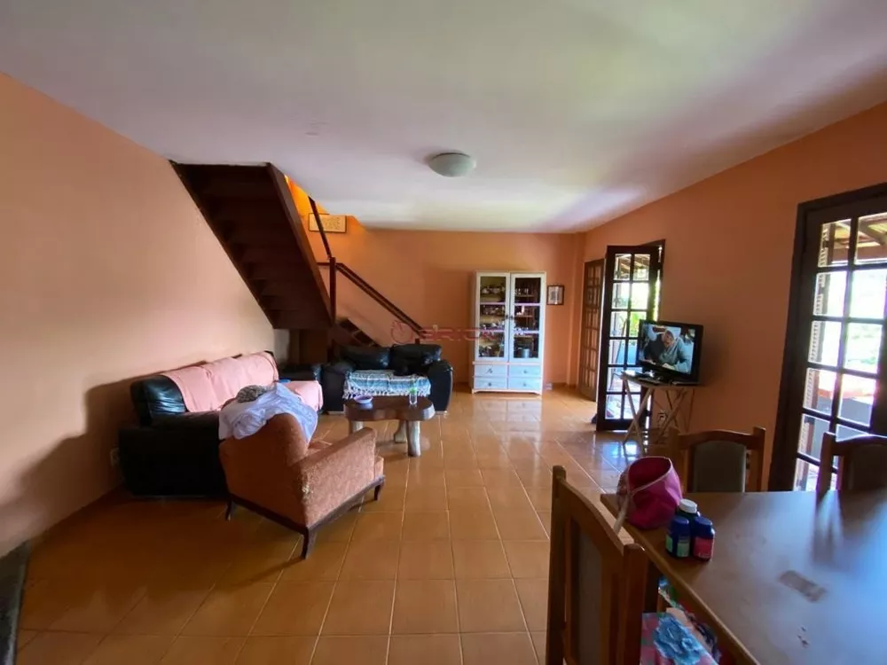 Casa à venda com 3 quartos, 130m² - Foto 4