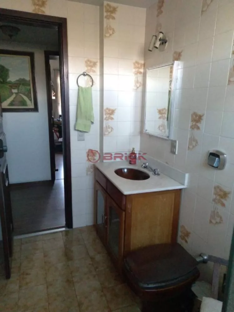 Apartamento à venda com 3 quartos, 147m² - Foto 8