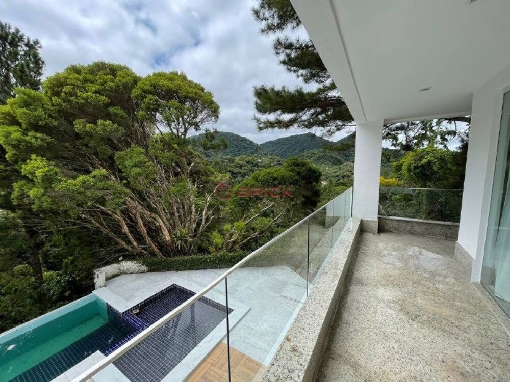 Casa à venda com 4 quartos, 700m² - Foto 3