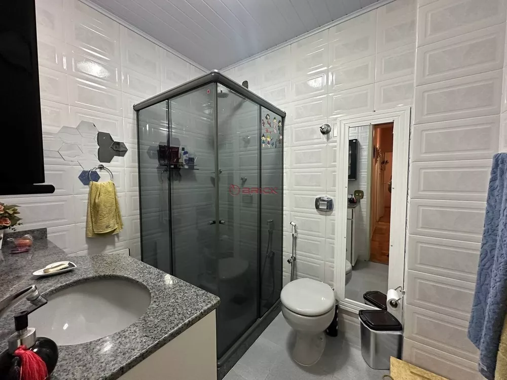 Apartamento à venda com 2 quartos, 65m² - Foto 7