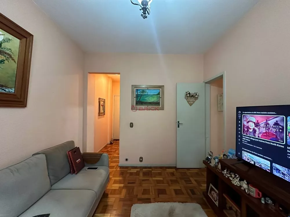 Apartamento à venda com 2 quartos, 65m² - Foto 3