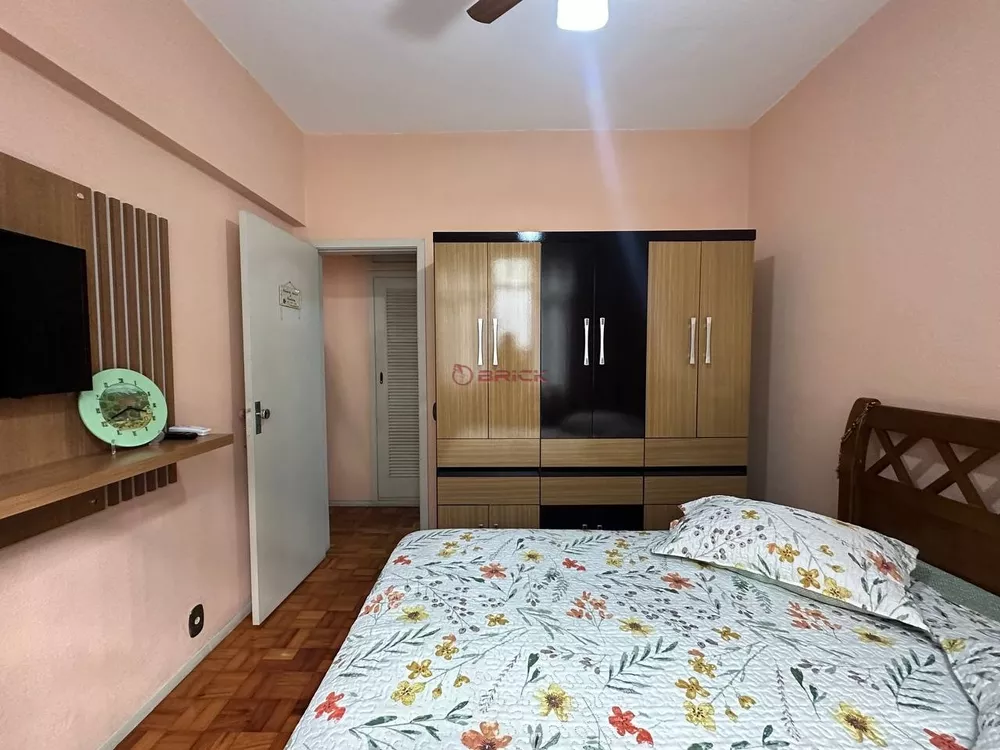 Apartamento à venda com 2 quartos, 65m² - Foto 8