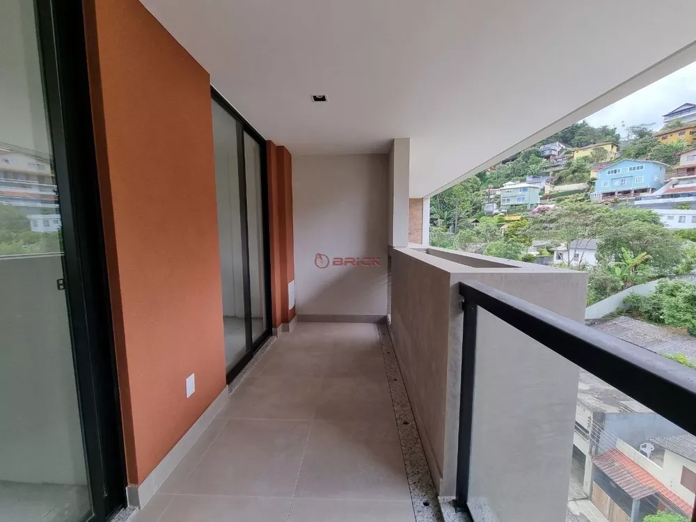 Apartamento à venda com 2 quartos, 77m² - Foto 2