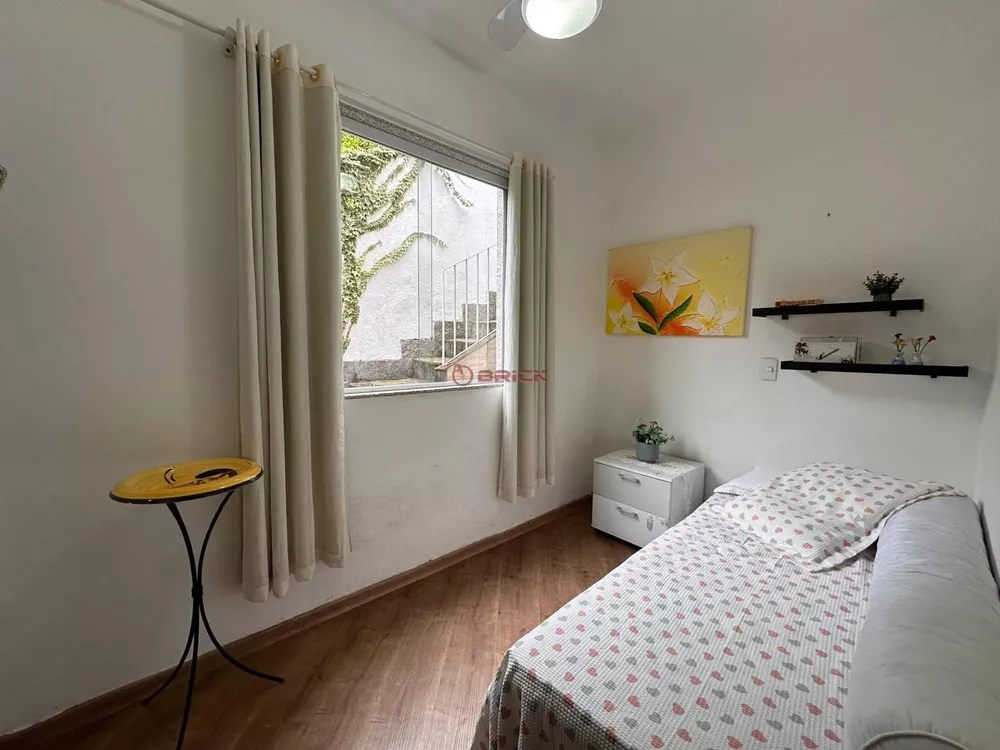 Casa à venda com 3 quartos, 80m² - Foto 9