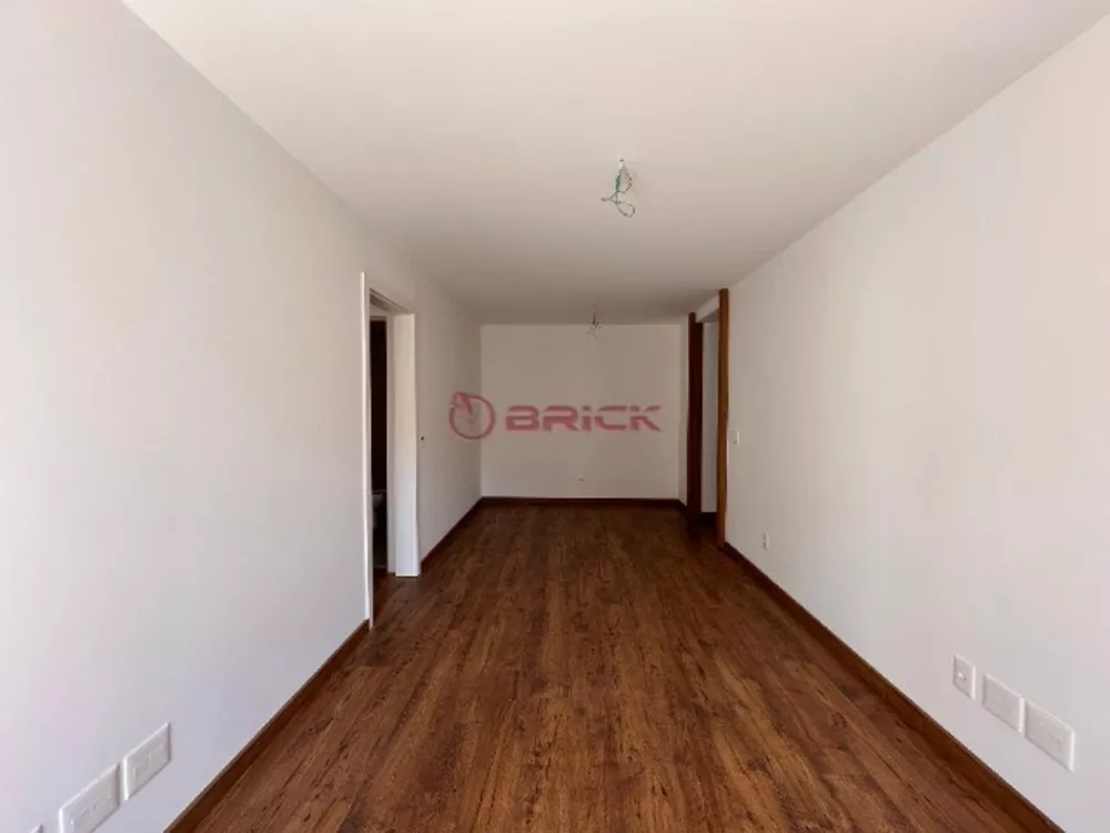 Apartamento à venda com 3 quartos, 90m² - Foto 3