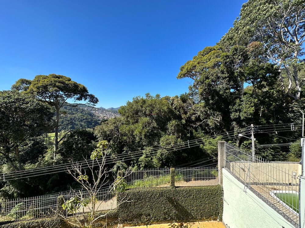 Casa à venda com 3 quartos, 344m² - Foto 3