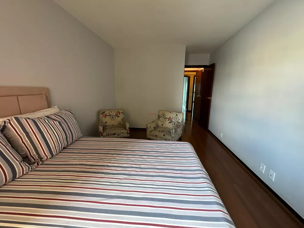 Apartamento à venda com 3 quartos, 150m² - Foto 10