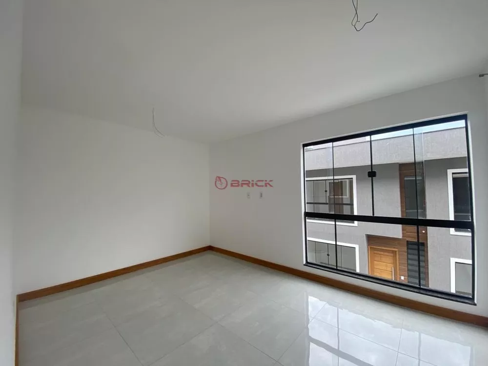 Casa à venda com 3 quartos, 142m² - Foto 5