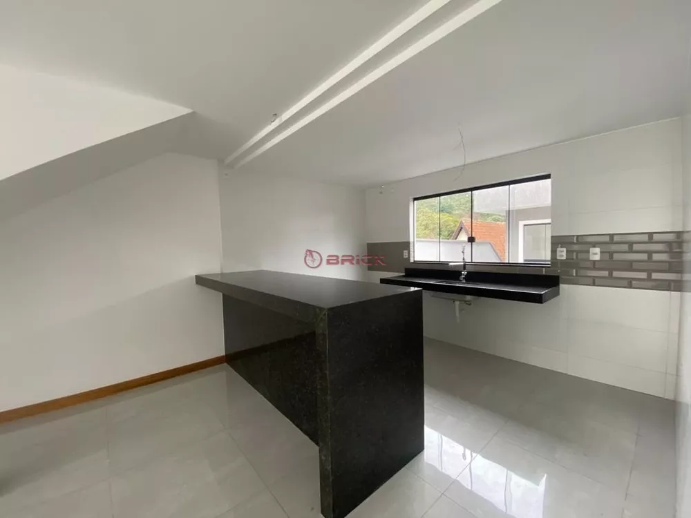 Casa à venda com 3 quartos, 142m² - Foto 14