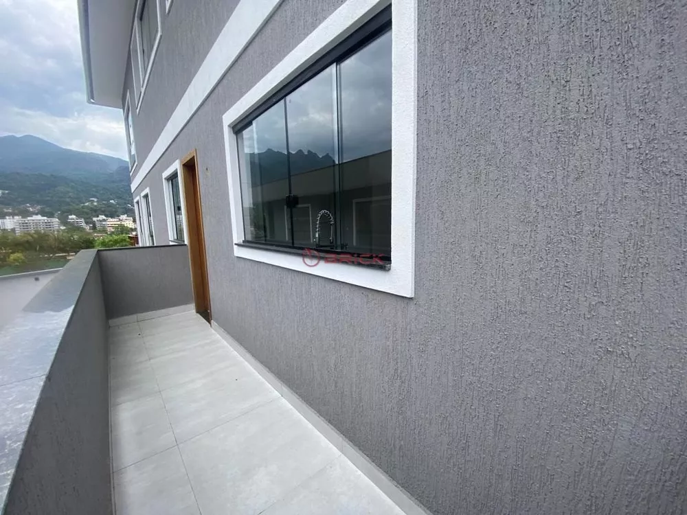 Casa à venda com 3 quartos, 142m² - Foto 13