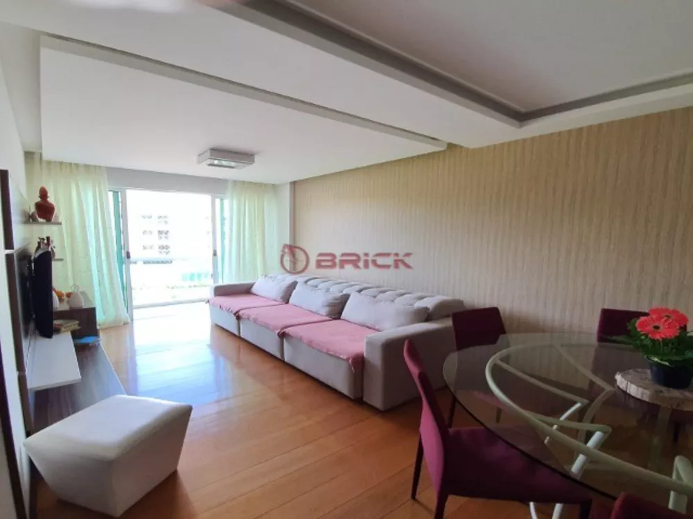 Apartamento à venda com 3 quartos, 142m² - Foto 1