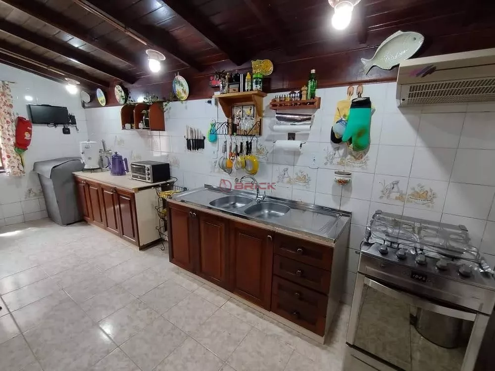 Casa à venda com 3 quartos, 137m² - Foto 12