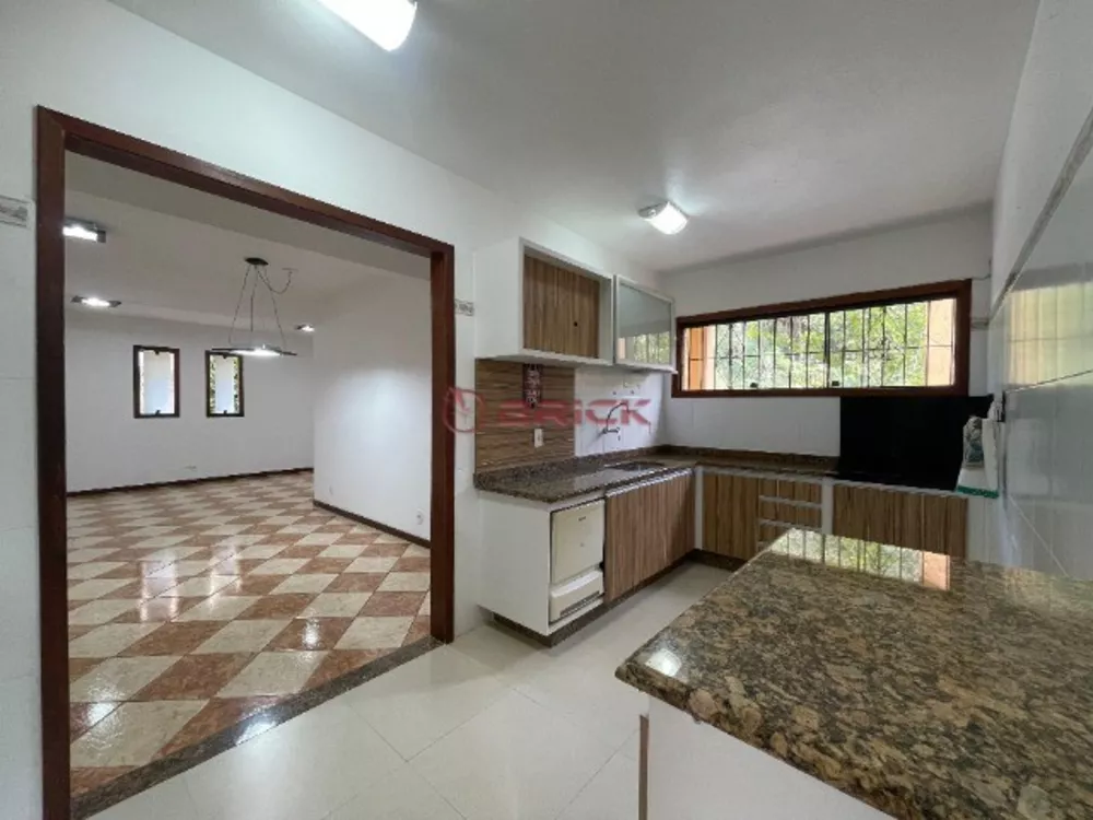 Casa, 3 quartos, 250 m² - Foto 8